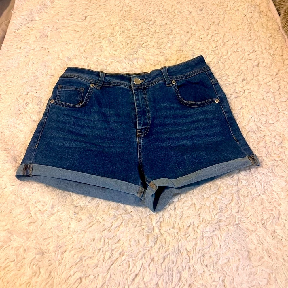 Love Tree Dark Blue High-Rise Rolled Hem Denim Shorts